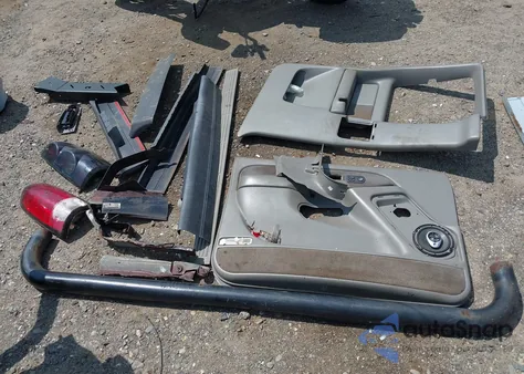 2001 Chevrolet Silverado 1500 Lt from USA, damaged, VIN 2GCEK19T811154366